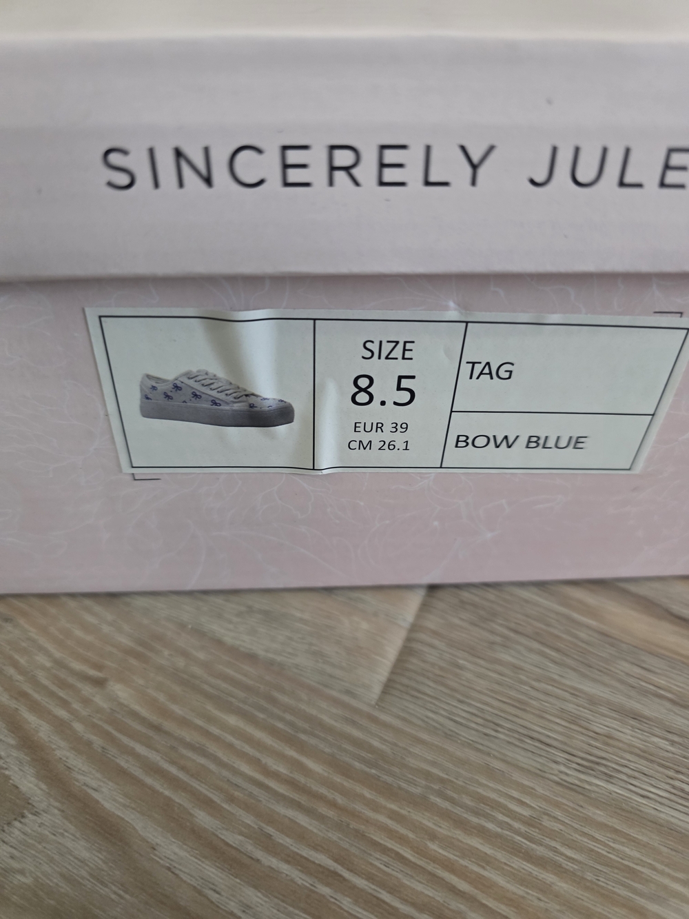 Sincerely Jules White Sneakers with Blue Bow Accents 8.5 - Picture 8 of 8
